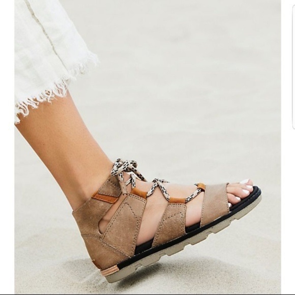 Sorel- Topeka Lace II Leather Sandals